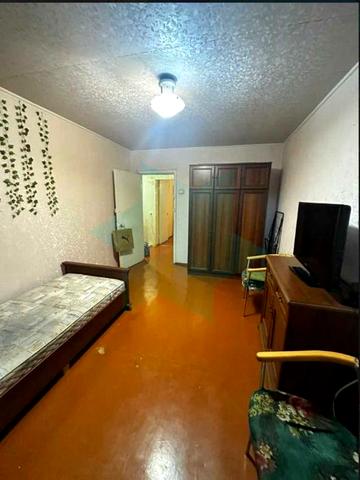 Продам 2к. квартиру вул. Криворізька, 70