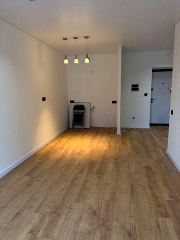 Бориса Тлехаса вул., (Будинок 3)