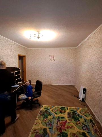 Здам двокімнатну з великим балконом  на Троєщині