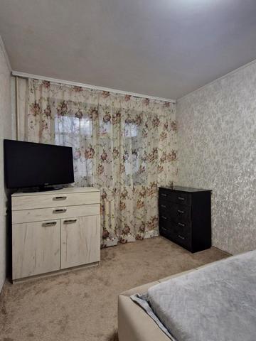 Олександра Клосовського вул., 10