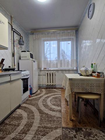 Олександра Клосовського вул., 10