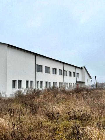 Набережна, 8