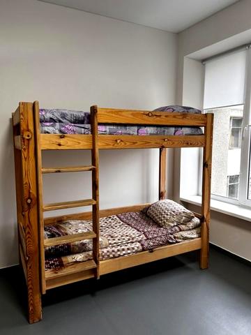 Место в десятиместном номере