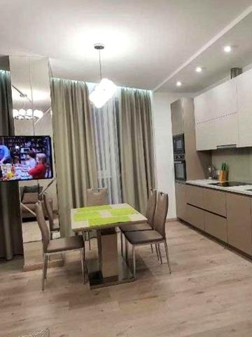 Валерія Лобановського просп. (Червонозоряний), 6-В