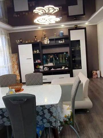 Продаж 4км. квартири на вул. Березова