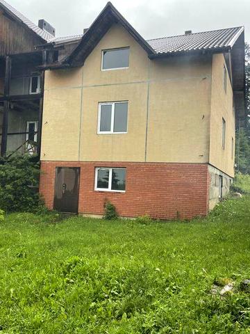 Ділянка з будинком ( Яблуниця)