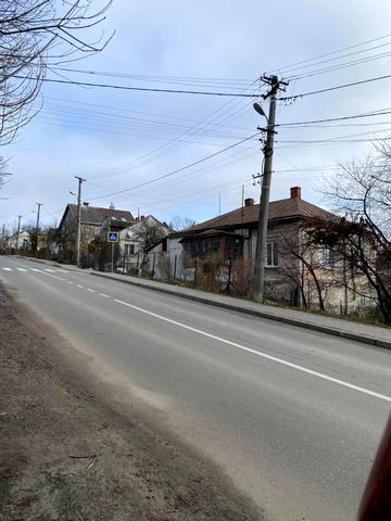 Івана Франка вул., 31