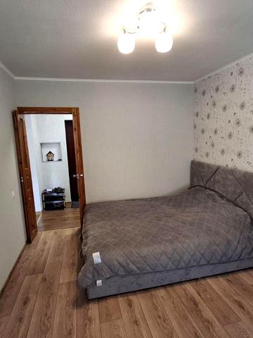 Добровольців пров., 2