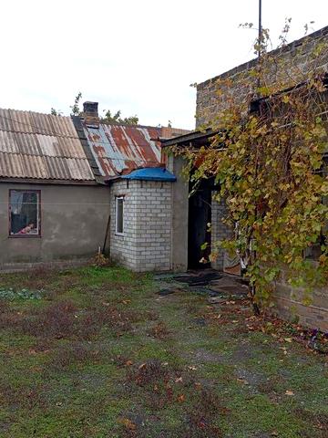 Здам ,центр ,  будинок 1 кімната