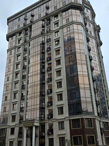 Італійський бульв., 1б