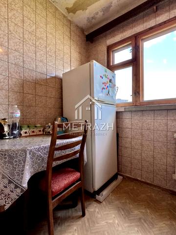 Аерокосмічний просп. (Гагаріна), 44