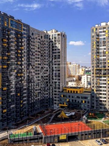 Нижньоключова вул., 14