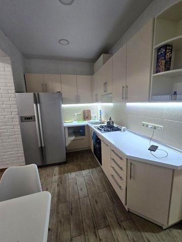 Сдам 2х комнатную ул. Лермонтовского