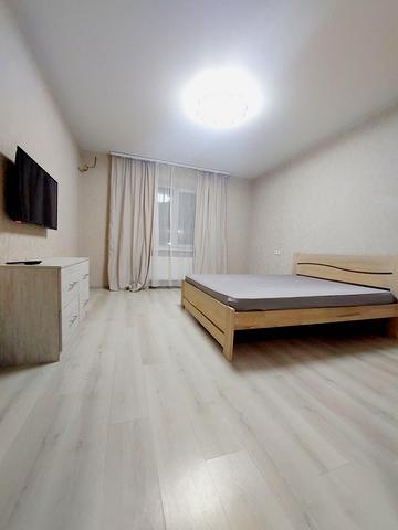 Свободи вул., 1-C