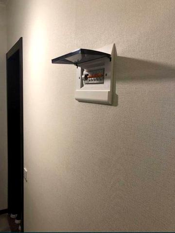 Продам 3 х кв на Гамалея  можно ЄВідновлення  ! Торг !