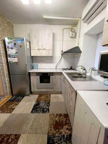 Водопровідна вул., 2/4