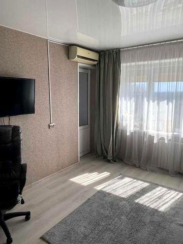 Продам 2х к.квартиру  с ремонтом  жм Сокол- 2