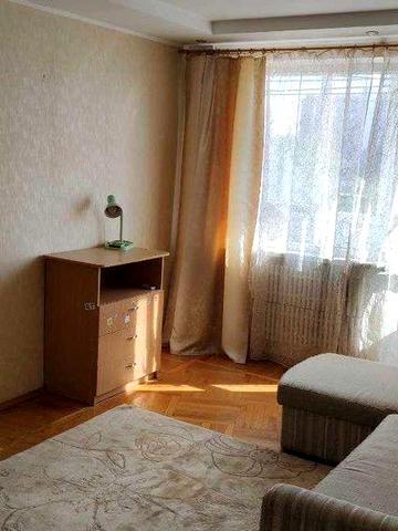 Сдам 2к. кв.  Алексеевка, возле метро , по адресу Ахсарова, 7 (57000)