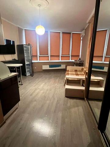 Незалежності вул., 11/1