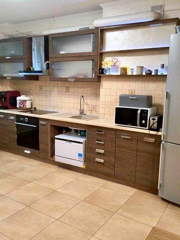 Продаж 3К з ремонтом  Обухів вул.Академічна 104 м2