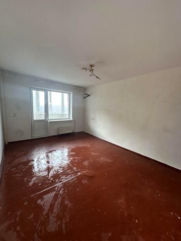 Прилужна вул., 10