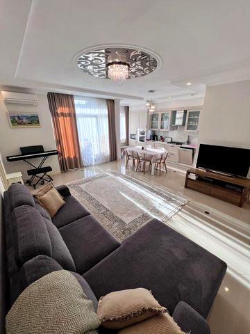 Преміальна видова 3-к. квартира з дизайнерським ремонтом | 121 м²