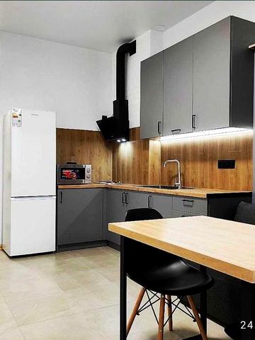 Святошинська вул., 27-Д