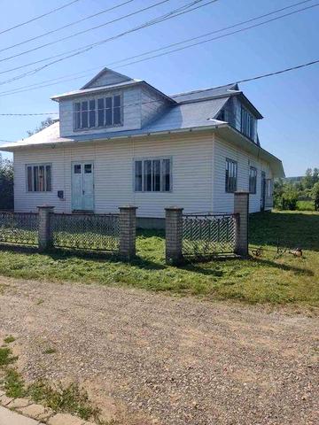 Дім на продаж в селі Рожнів