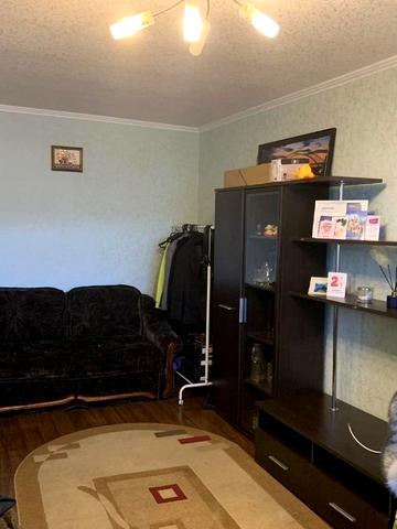 Юрія Кондратюка вул. (Комунарівська), 16