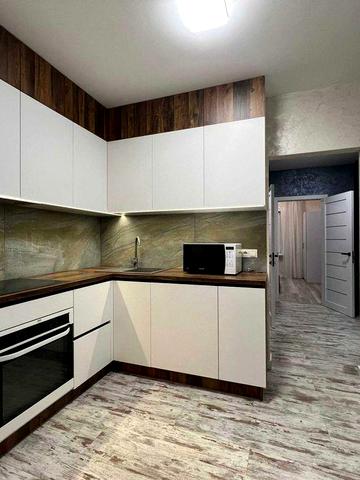 Срібнокільська 4 Новий ремонт, ніхто не жив. Краща локація для життя.