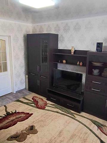 Продам 4-х кім. Центр