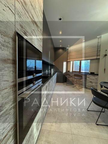 Продаж 4 кімнатної квартири з дорогим якісним ремонтом в ЖК «Фаворит» ЖК Фаворит
