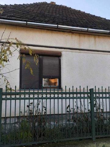 Продам будинок 100 м² у с. Великі Береги, 6 км від Берегова — 55 000 $