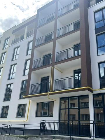 Героїв Крут вул., 10