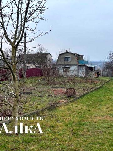 Продам дачний будинок на березі річки