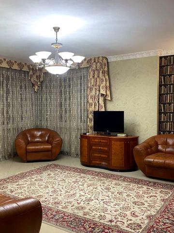 Голосіївський просп. (40-річчя Жовтня), 62