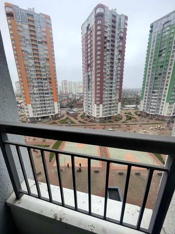 Каховська вул., 62-А