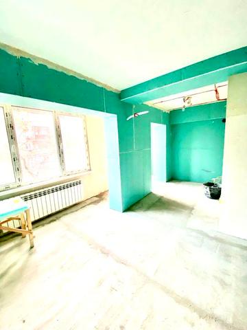 Продаж квартири Джона Маккейна,22а метро Звіринецька.