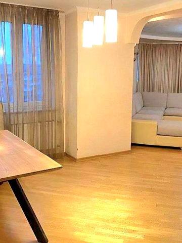 4-кімнатна квартира Лівобережна, Раїси Окіпної, 4, Дніпровський