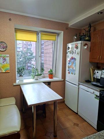 Продам 2 кв. Нижний Центр завод Шевченко ул.Богомольца