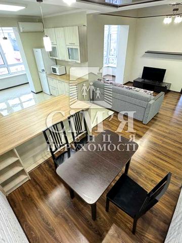 Здам сучасну простору квартиру в Центрі міста з виглядом на річку !