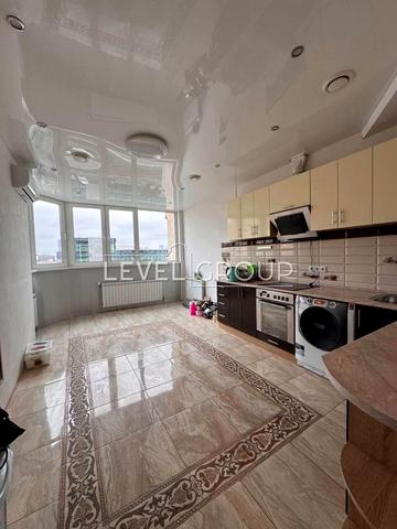 Валерія Лобановського просп., 150-Б