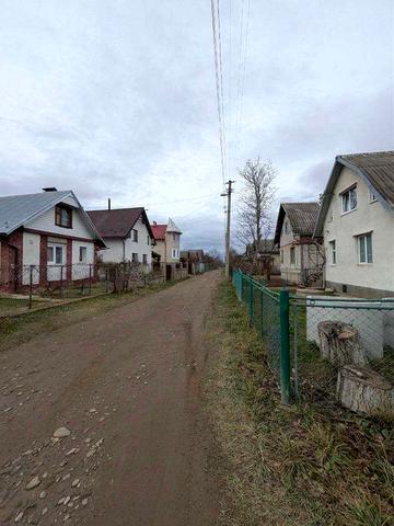 продаж приватного будинку у паредмісті м. Надвірна