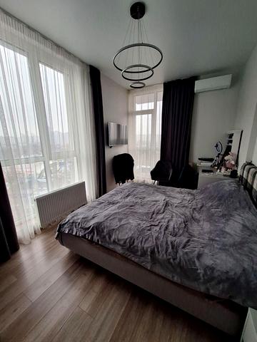 Центральна вул., 21-Б