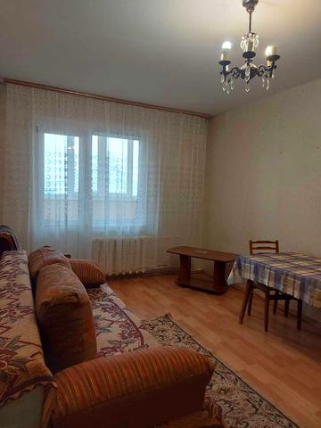 Милославська вул., 45