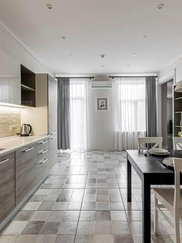 Ярославів Вал вул., 21-Г