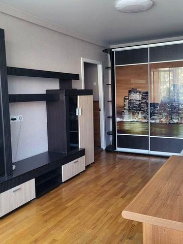 метро Печерська, 2-кім. квартира 55 м.кв., без %