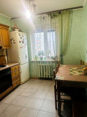 Продам 3-к. квартиру в Вишневому по вулиці Південній ЖК ЖБК Південний