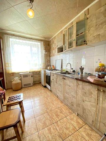 Трикімнатна "чешка" на вул.Силікатній.  Терміново!