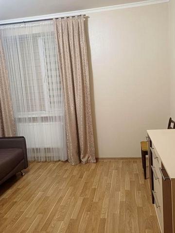 Оренда 1к. Газ. Висока, 10а.